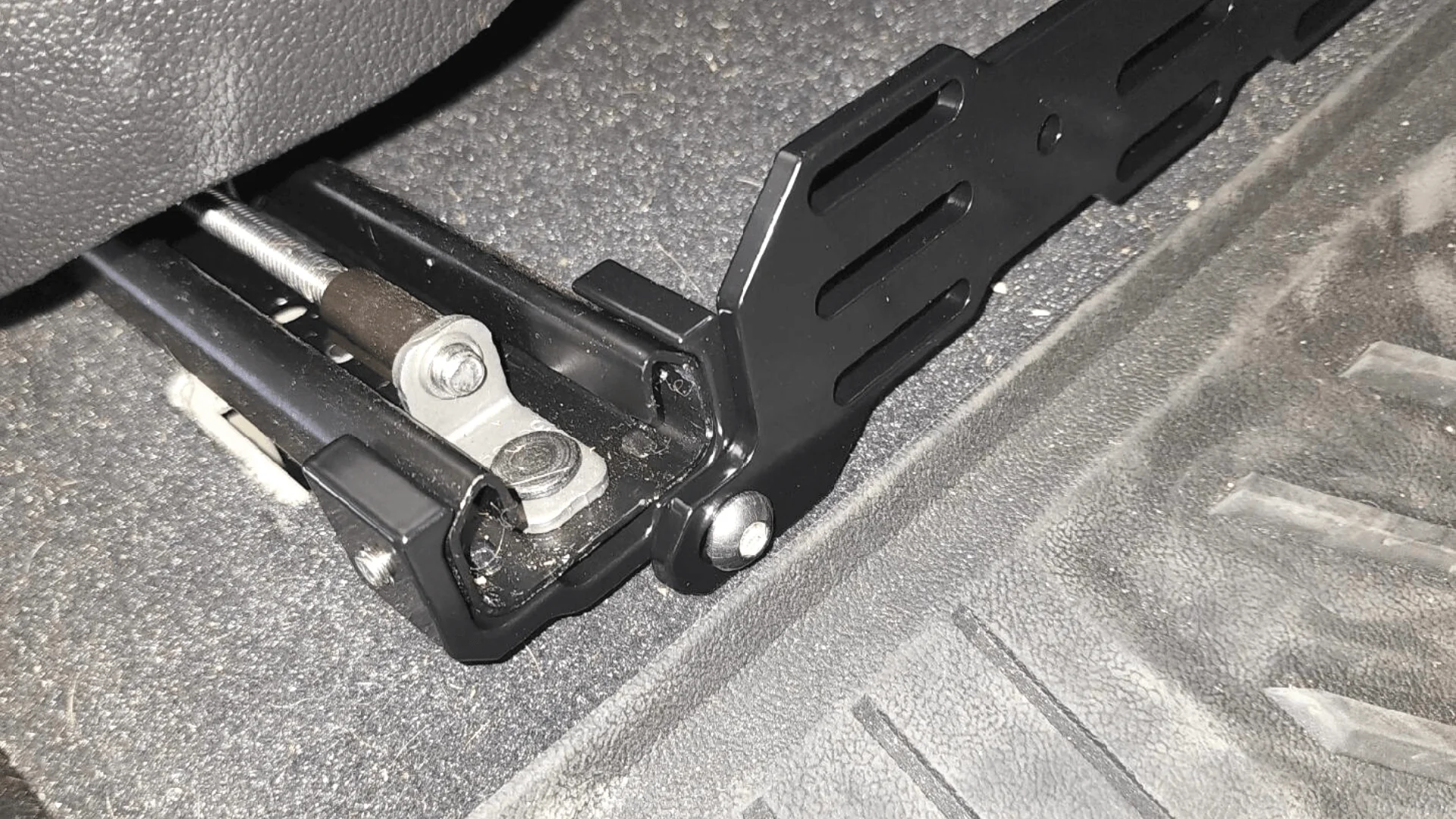 GM FRONT MULTI MOUNT PANEL (SILVERADO AND SIERRA) - Image 5