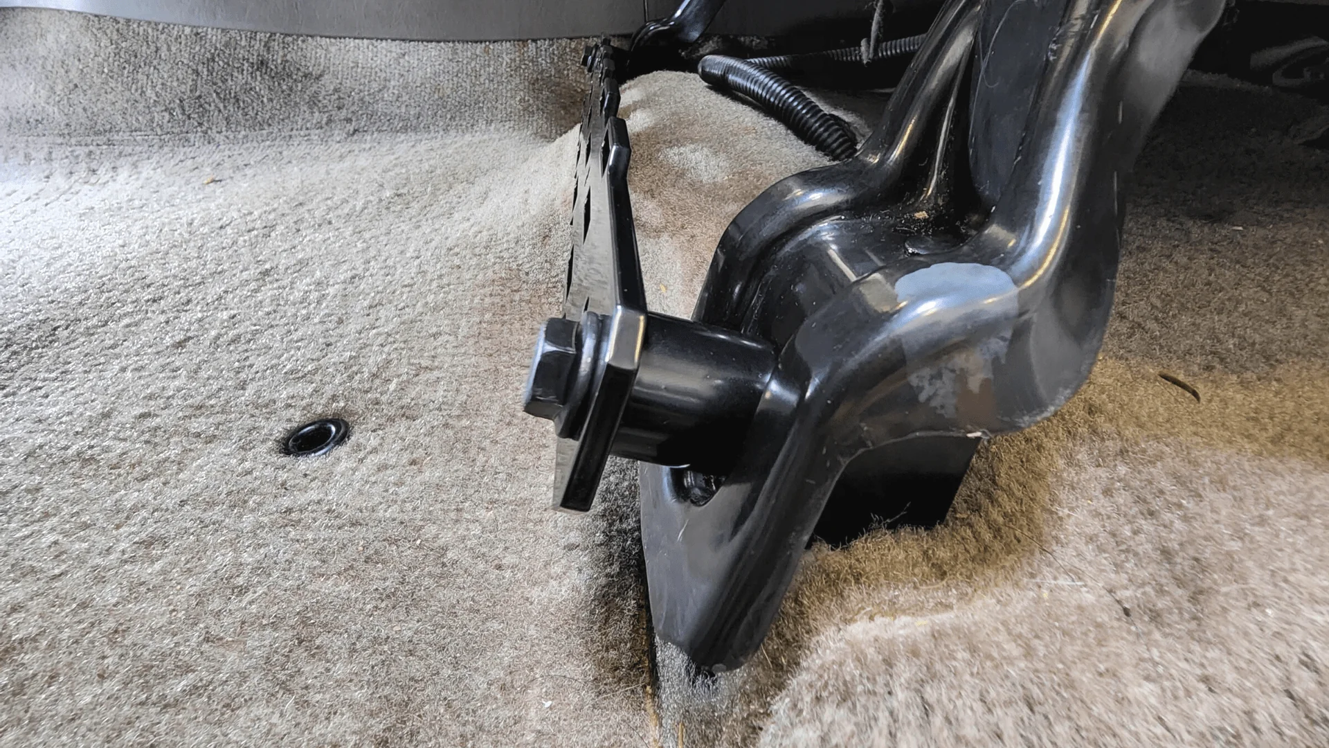 TOYOTA FRONT MULTI MOUNT PANEL (TUNDRA, SEQUOIA, AND T100) - Image 9