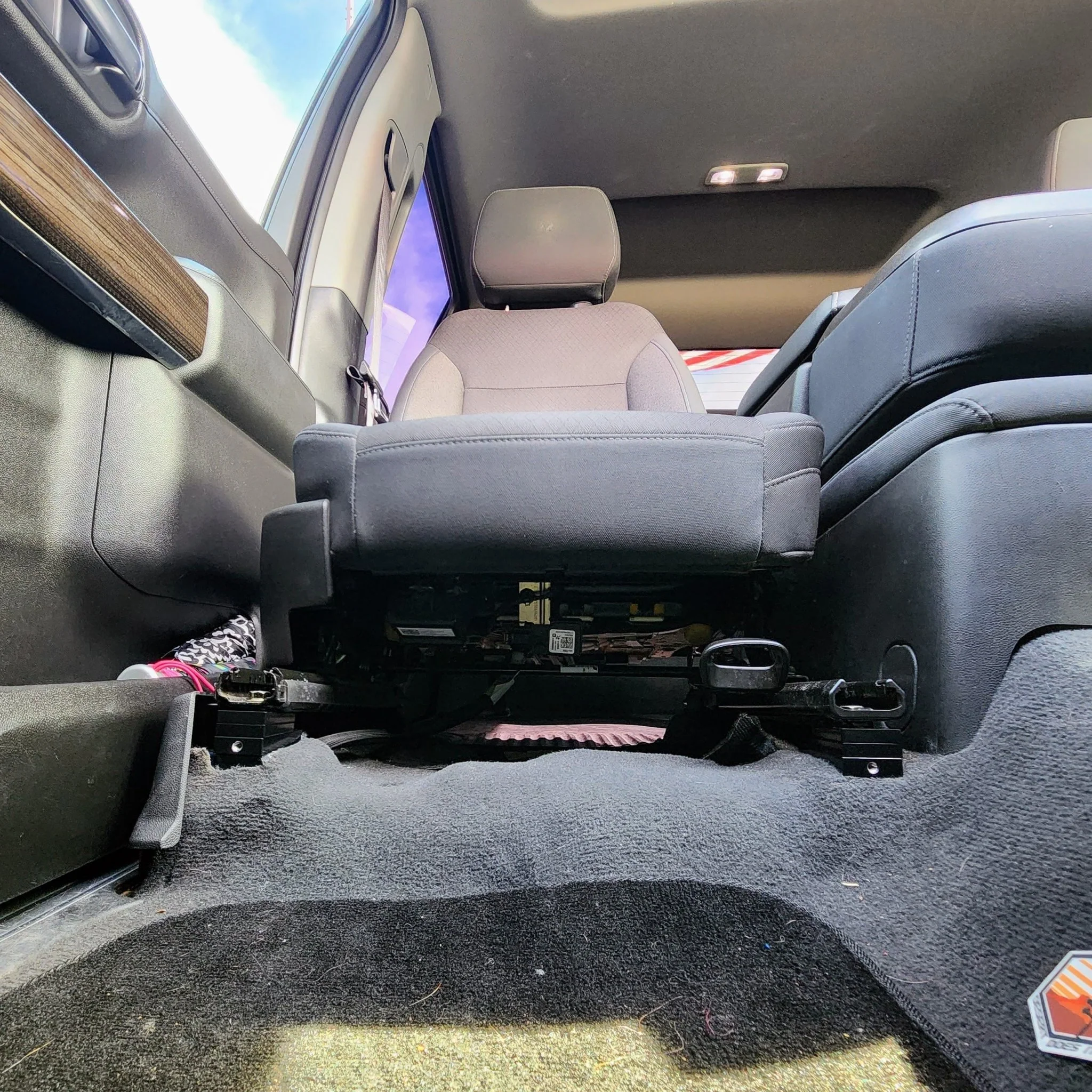 GM FRONT SEAT JACKERS® (SILVERADO AND SIERRA) - Image 5