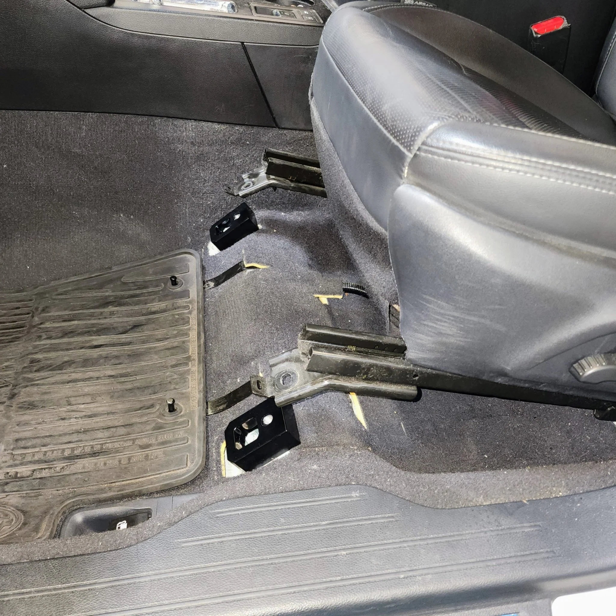 HONDA FRONT SEAT JACKERS® (RIDGELINE, PILOT, AND PASSPORT) - Image 4