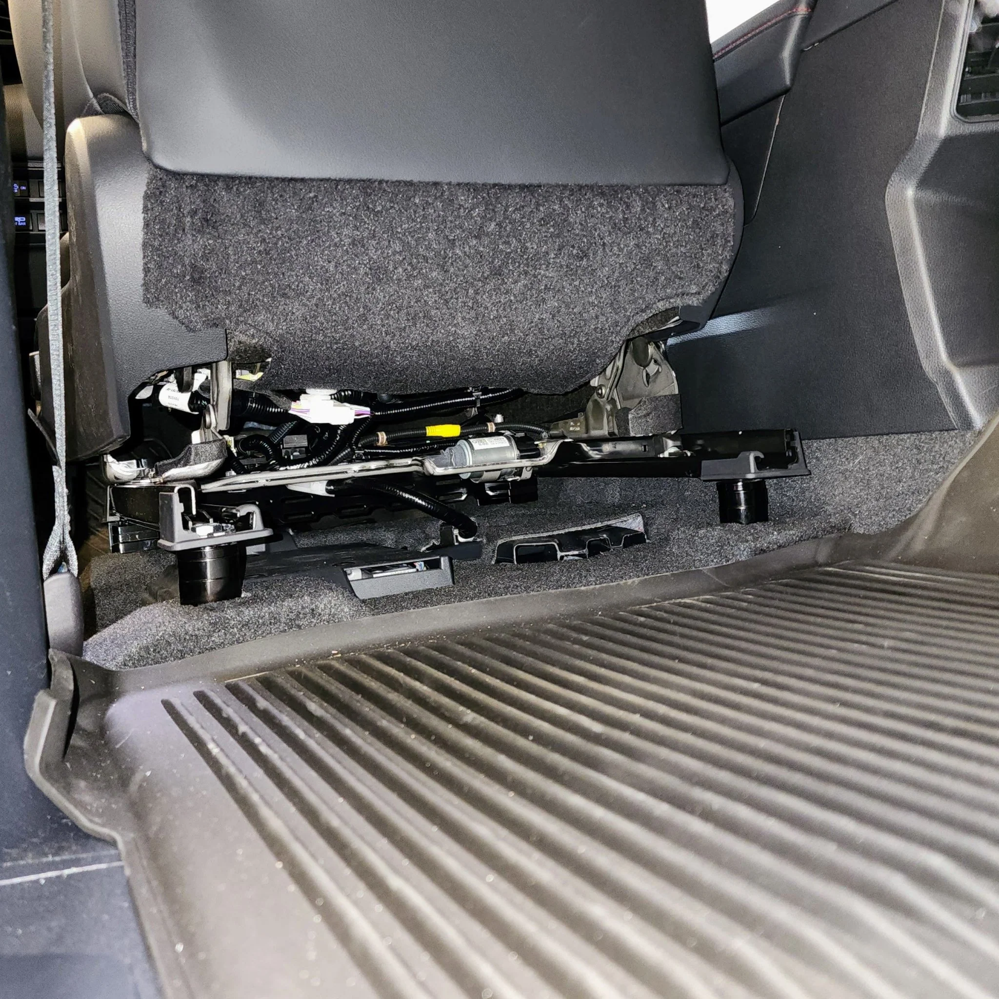 TOYOTA SEAT JACKER BOOSTER BUNDLE (TACOMA, 4RUNNER, TUNDRA, SEQUOIA, LAND CRUISER, AND LEXUS GX550) - Image 6